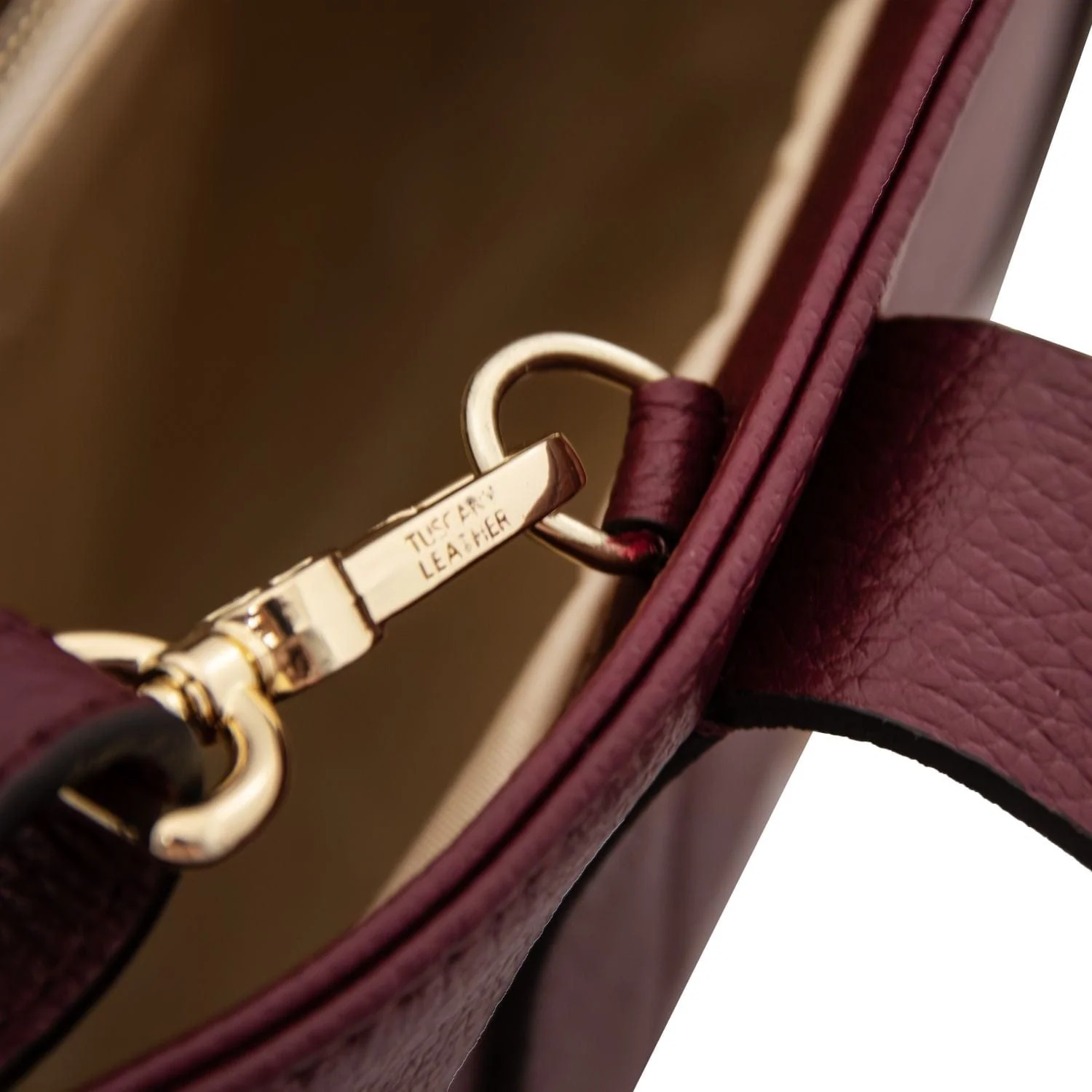 Callie - Soft leather shoulder bag | TL142415 - Image 39