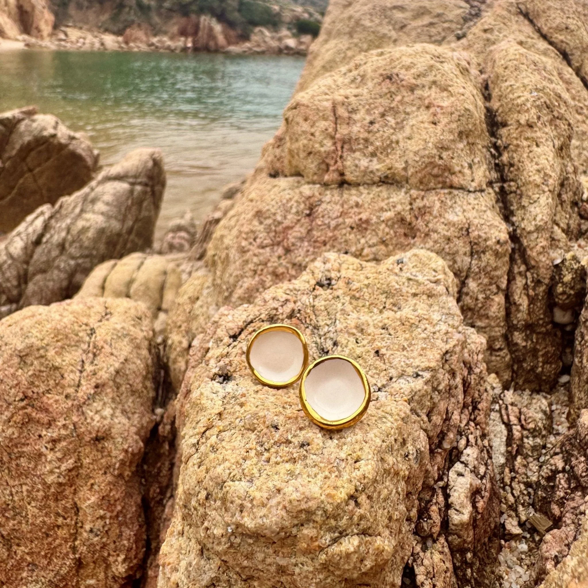Camelia | Handcrafted white ceramic stud earrings with gold luster - Image 3