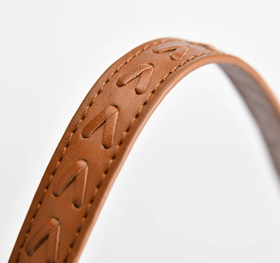 Carmel - Hand Woven Leather Crescent Bag | Brown - Image 6