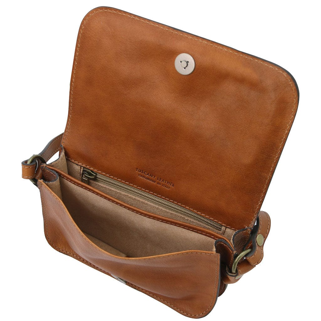 Carmen - Leather shoulder bag with flap | TL141713 - Image 5