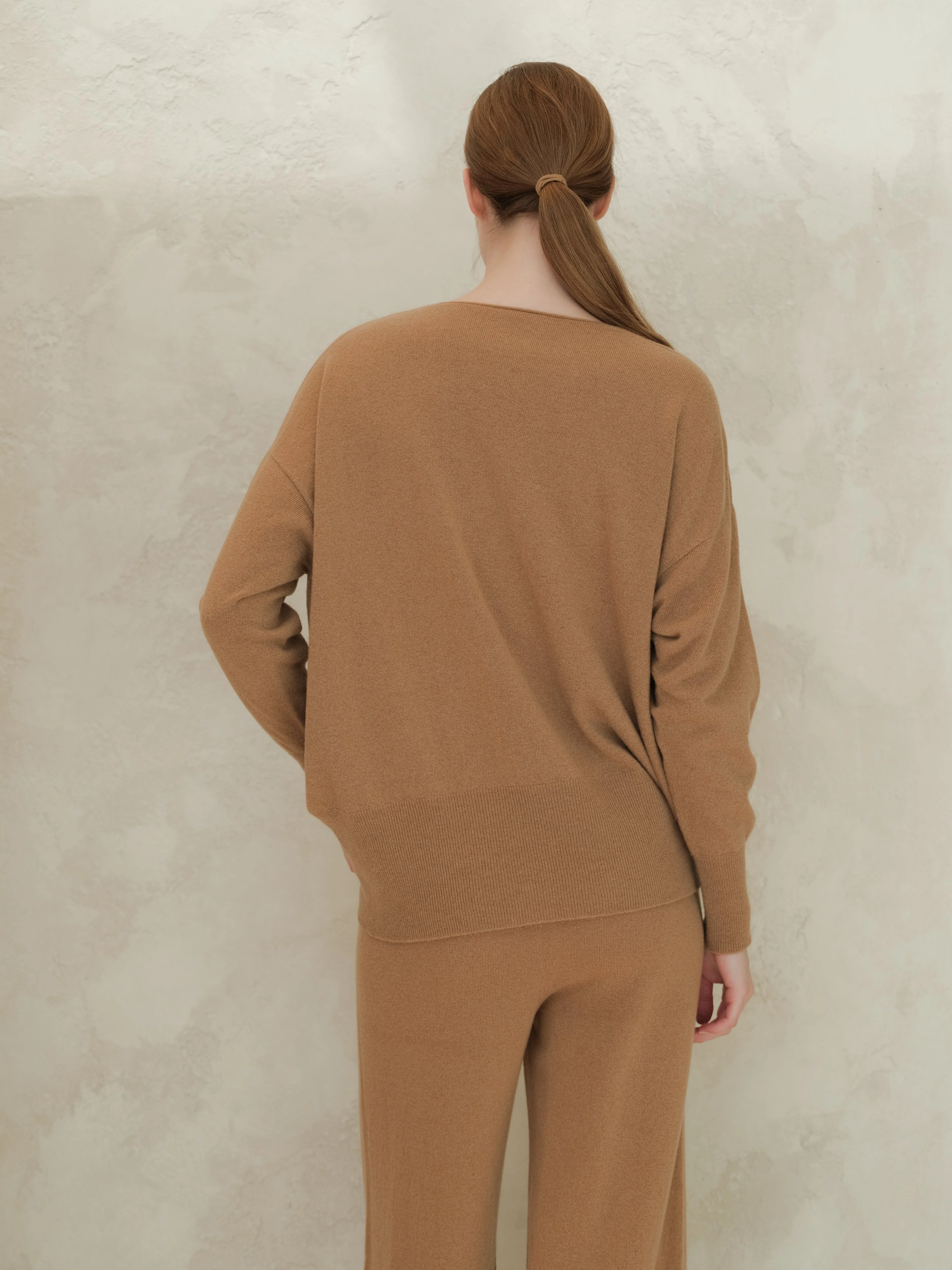 Wool & Cashmere Mix Maxi V-Neck Sweater - Image 6