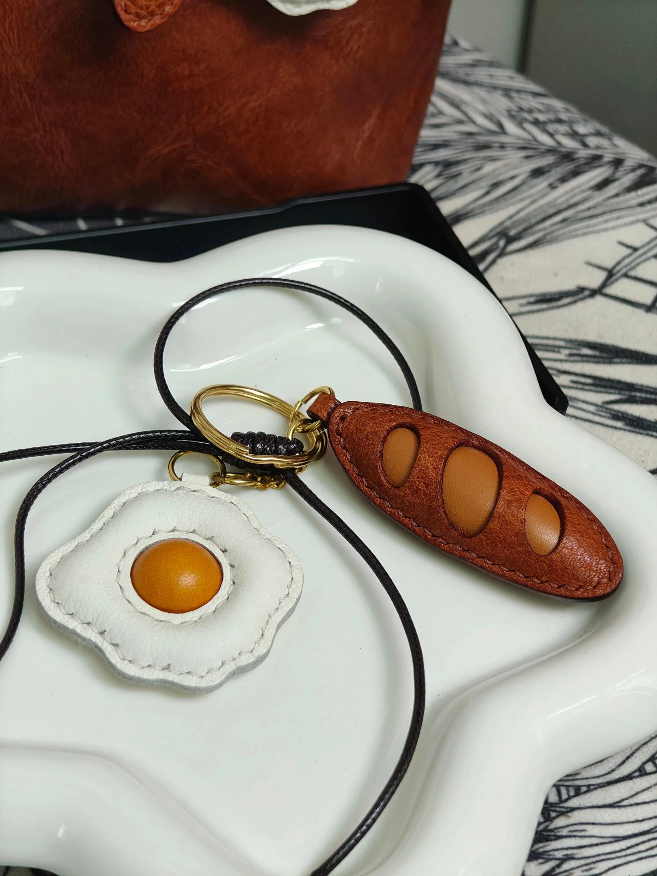 Egg and Bread Bag Charm - Handmade Full-Grain Leather - Image 5