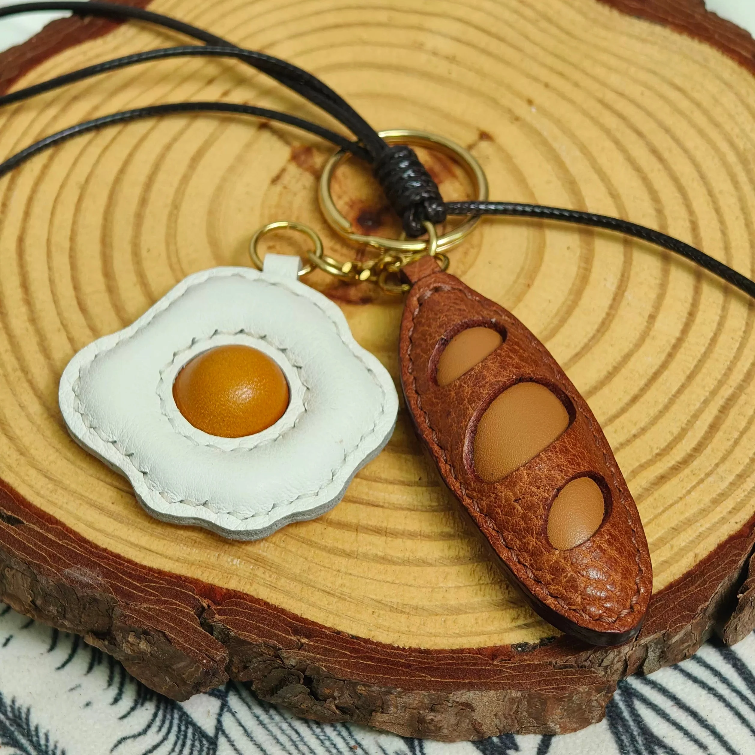 Egg and Bread Bag Charm - Handmade Full-Grain Leather - Image 6