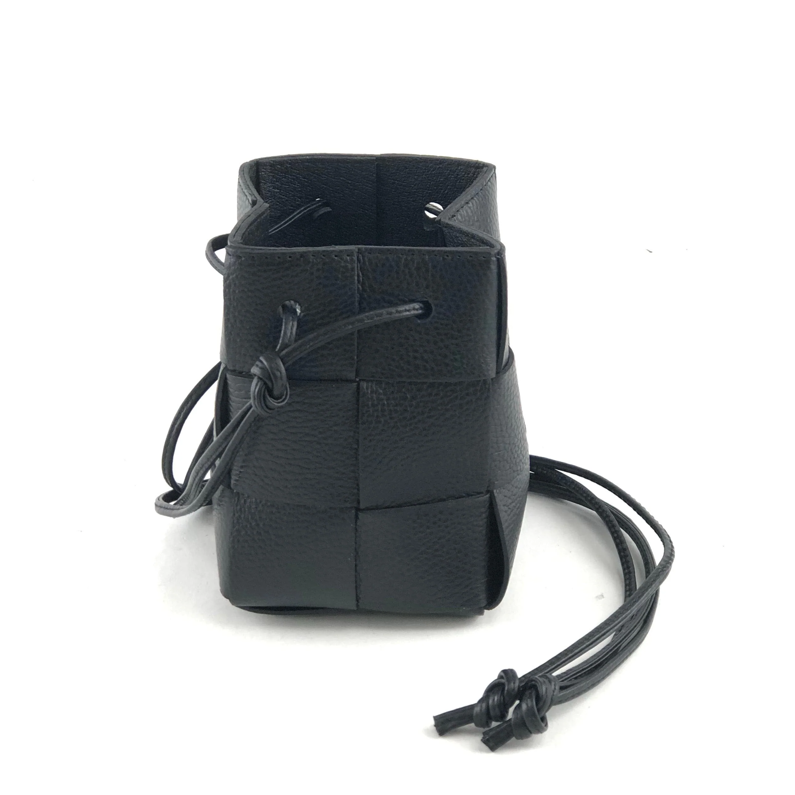 Emi - Handmade Drawstring Woven Crossbody Bag - Image 3