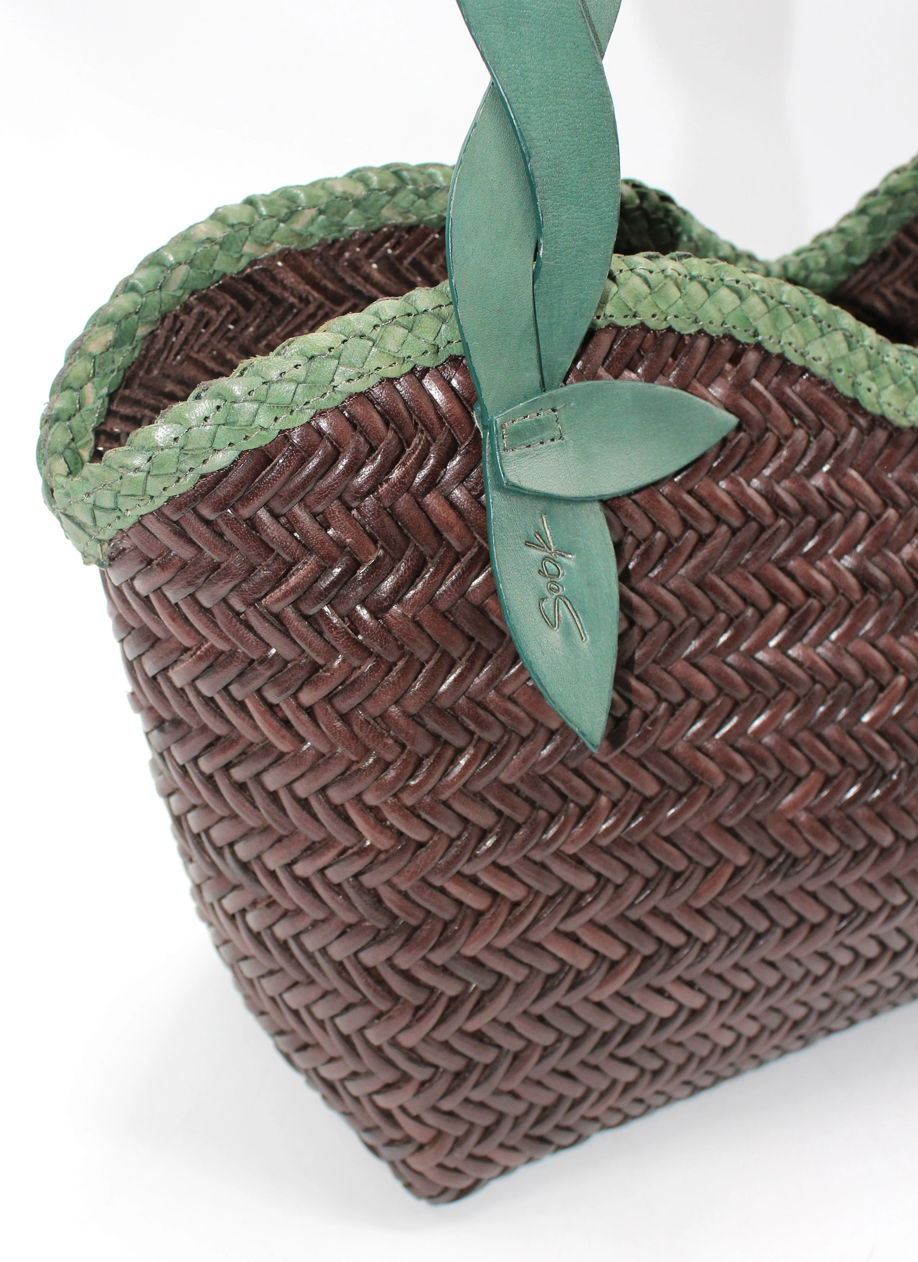 Léafa - Handwoven Leather Shoulder Bag | Green & Coffee - Image 6