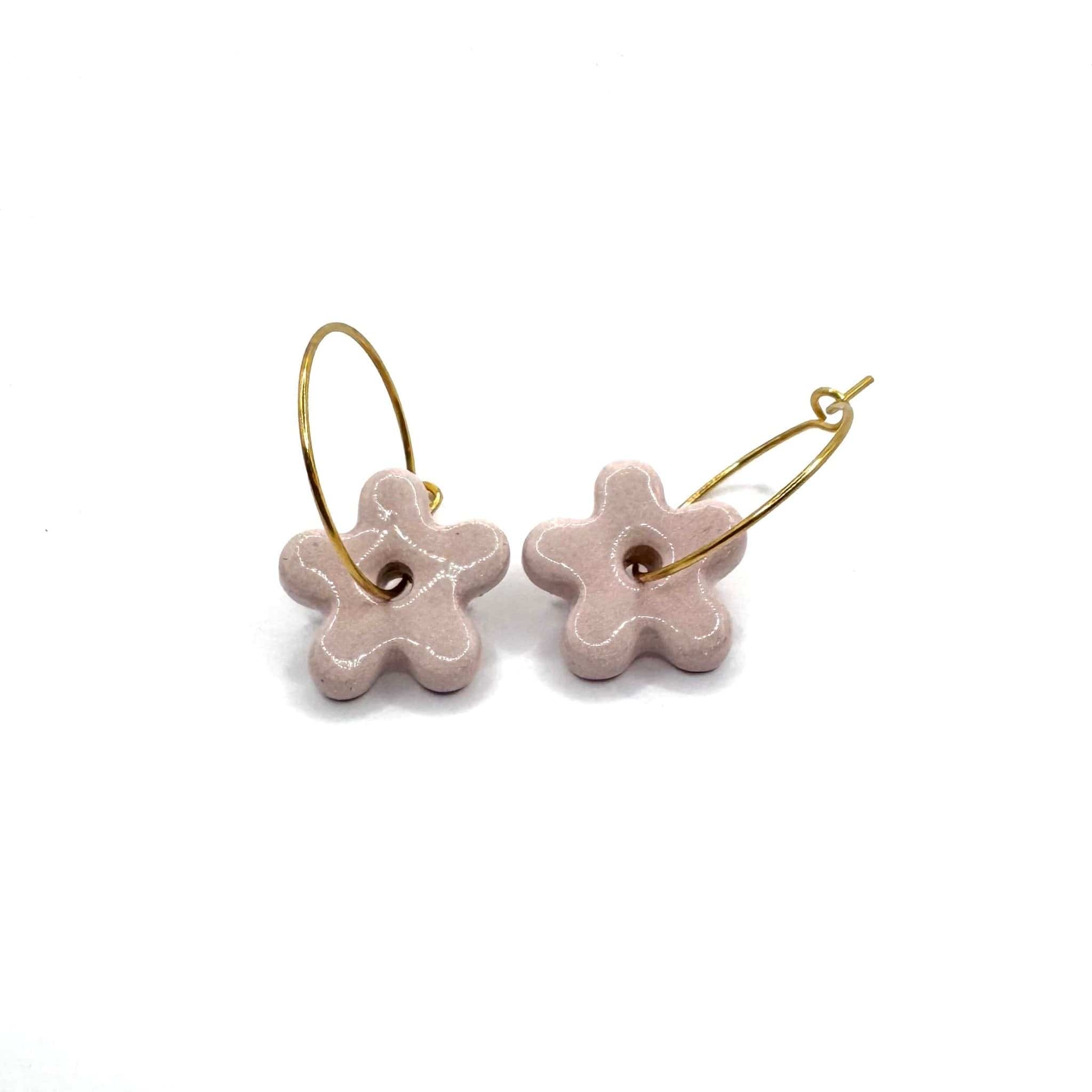 Mimì | Handcrafted pink floral ceramic dangle earrings - Image 4
