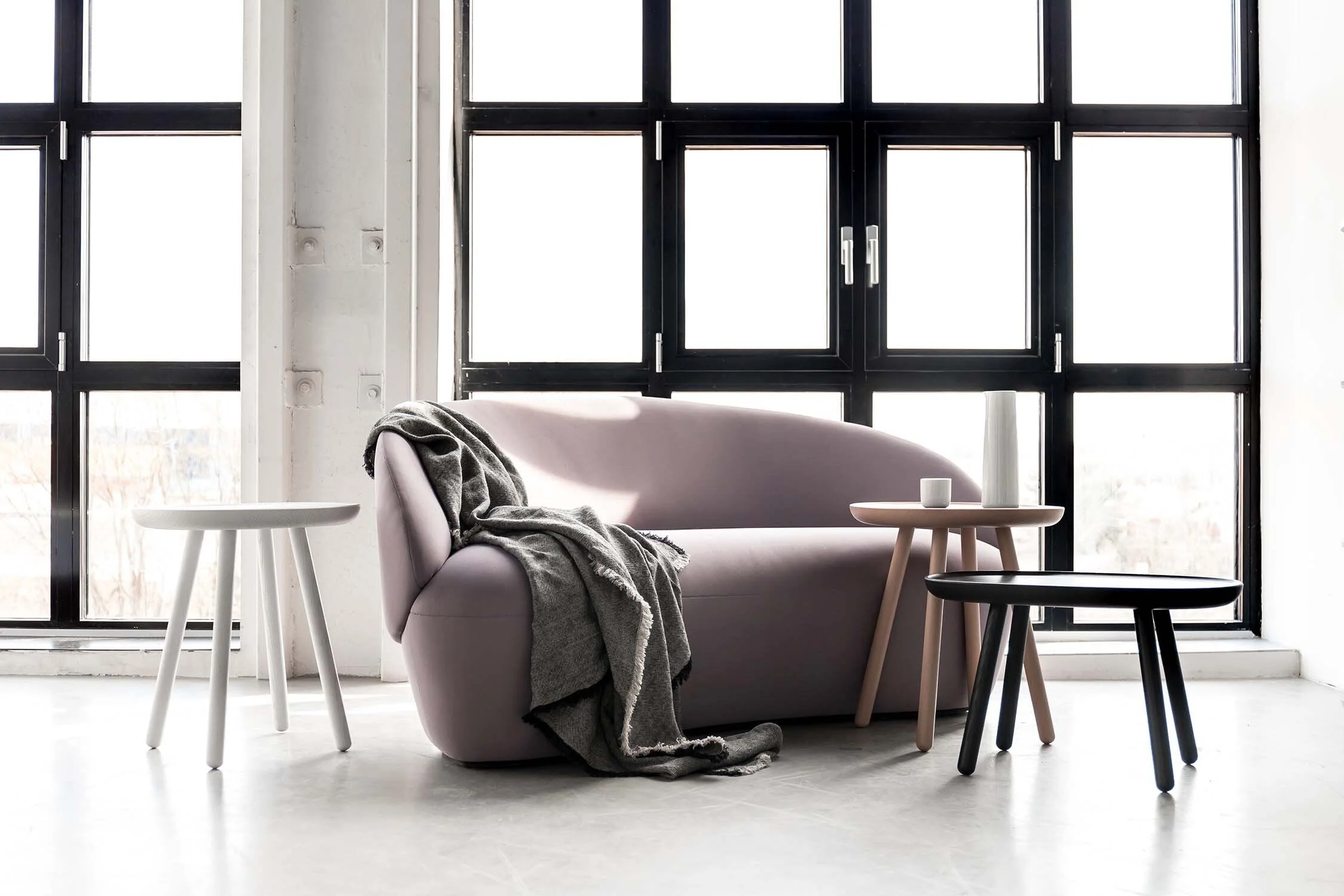 Naïve Curved Sofa - Image 5
