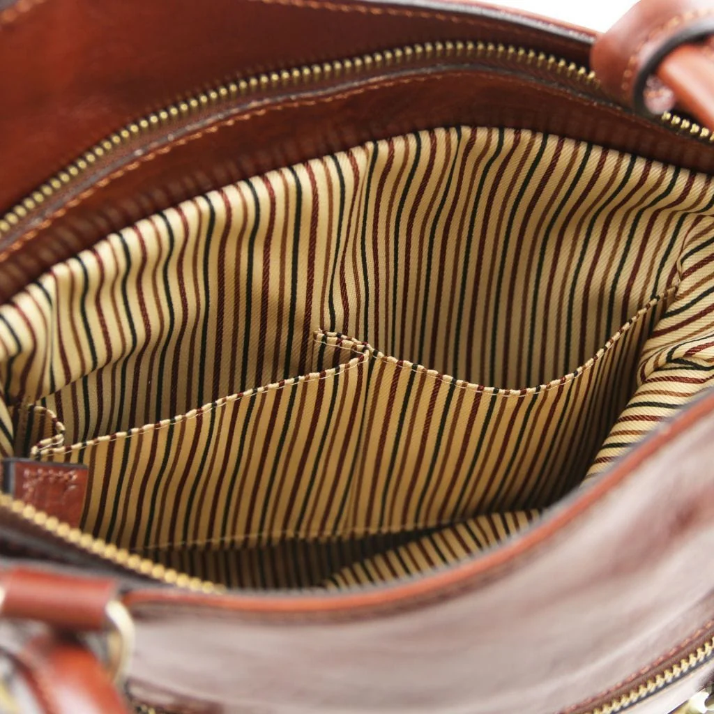 Patty - Italian leather convertible 2-in-1 backpack shoulder bag | TL141497 - Image 34